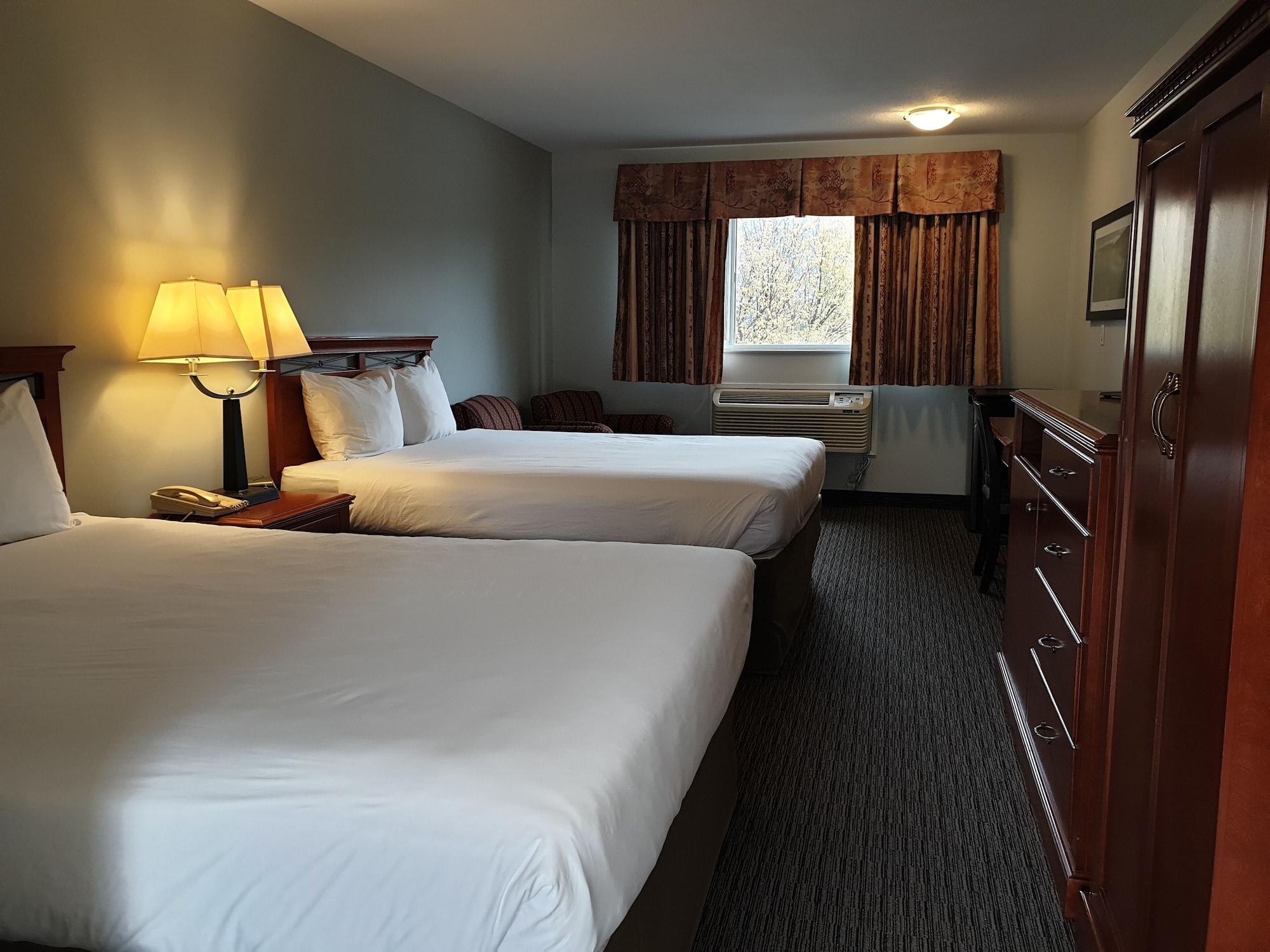 Riverland Inn & Suites Kamloops Exteriör bild